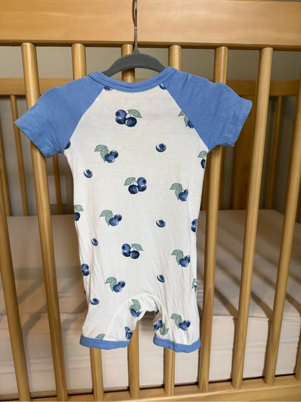 Kyte Baby 3-6M Shortall Romper in Blueberry (EUC) - Picture 3 of 3
